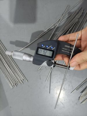 Bon prix 20 W/mK Conductivité thermique Tubes de cuivre au chrome et au zirconium Excellente résistance à la corrosion en ligne