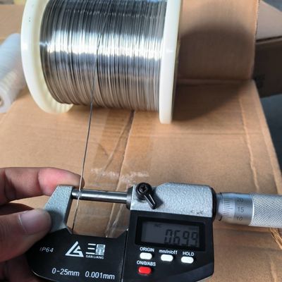 Bon prix Alliage de nickel à haute conductivité thermique à haute température avec 82,5 KN/mm2 Module de rigidité et faible ductilité en ligne