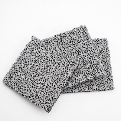 Bon prix Foam de nickel personnalisé 0,2-8 mm Épaisseur 50-130 PPI Structure poreuse hétéromorphe en ligne