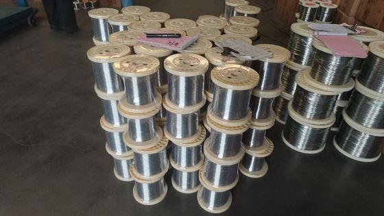 Bon prix ASTM B344 NiCr 80/20 Nichrome Resistance Wire 1200°C Maximum Operating Temperature 1400°C Melting Point For Industrial Heating Elements en ligne